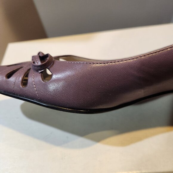 Naturalizer Railey Purple Leather Kitten Low Heel Pump Shoe Bow Women's Size 9.5 - Picture 9 of 10